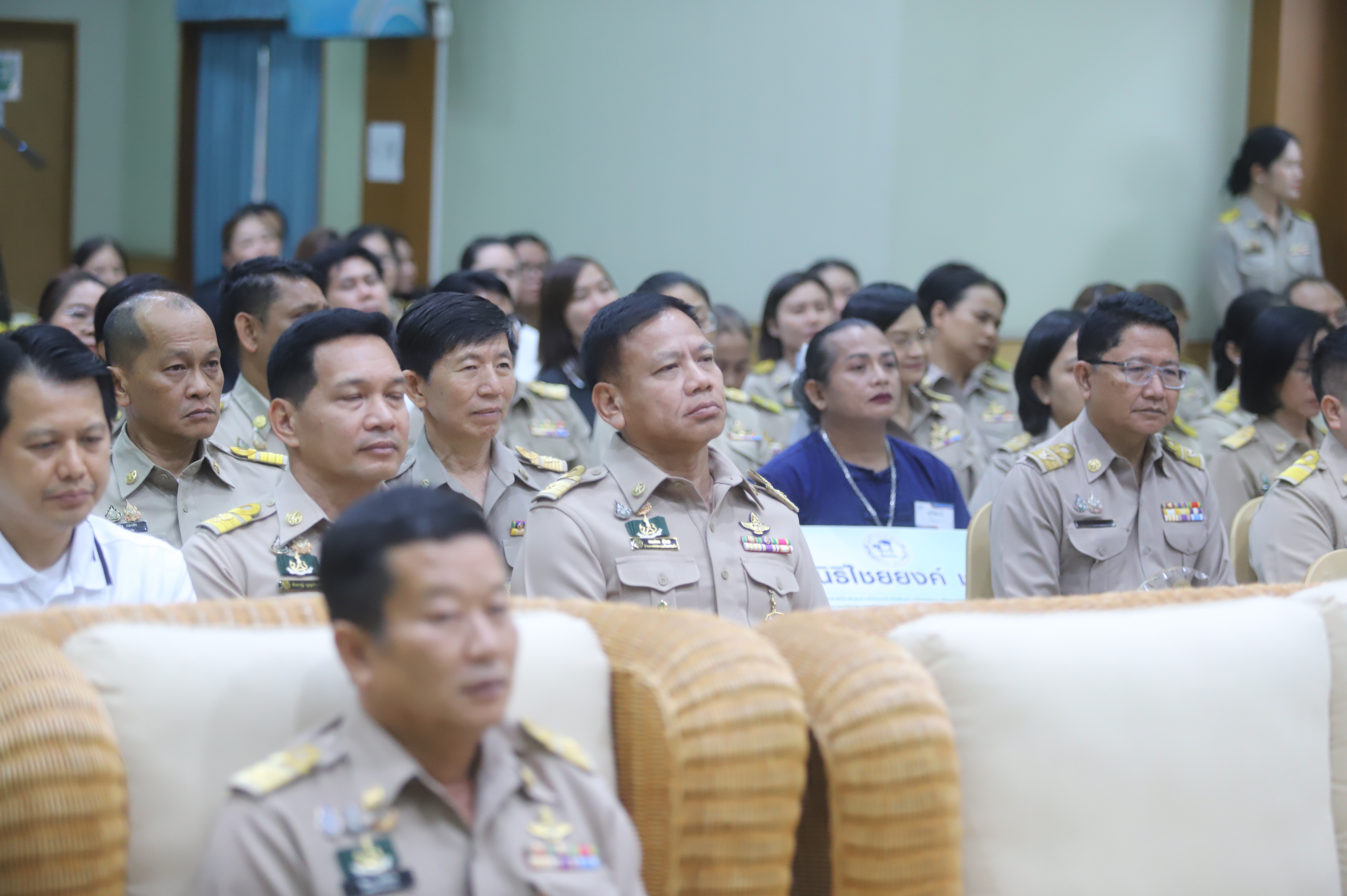 title - เลขาธิการ ส.ป.ก. มอบรางวัลเชิดชูกียรติ ประจำปีงบประมาณ พ.ศ. 2568